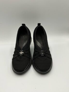 Bzees Shoes Size 7 Black Slip-On Comfort Shoes